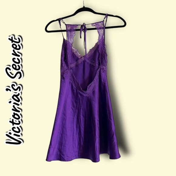 Preowned Victoria’s Secret Purple Lace & Satin Slip Dress – Size XS - Picture 9 of 9
